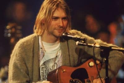 Kurt Cobain pendant l'émission MTV Unplugged